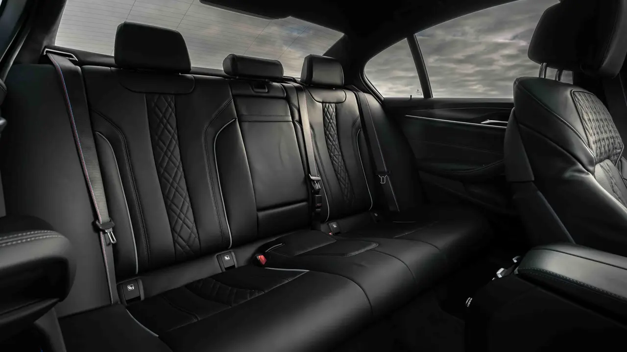 BMW 5 Series interior - Noble Black Car Service NYC